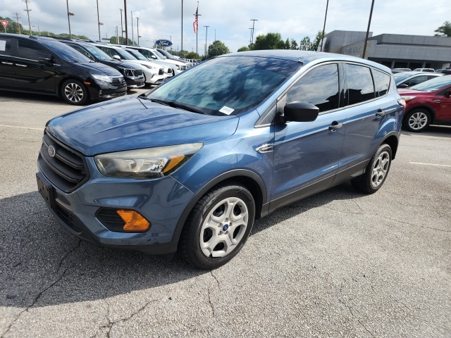 2018 Ford Escape S photo 2