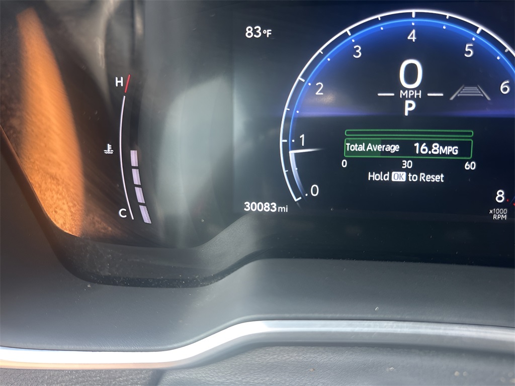 2024 Toyota Corolla Cross XLE photo 19