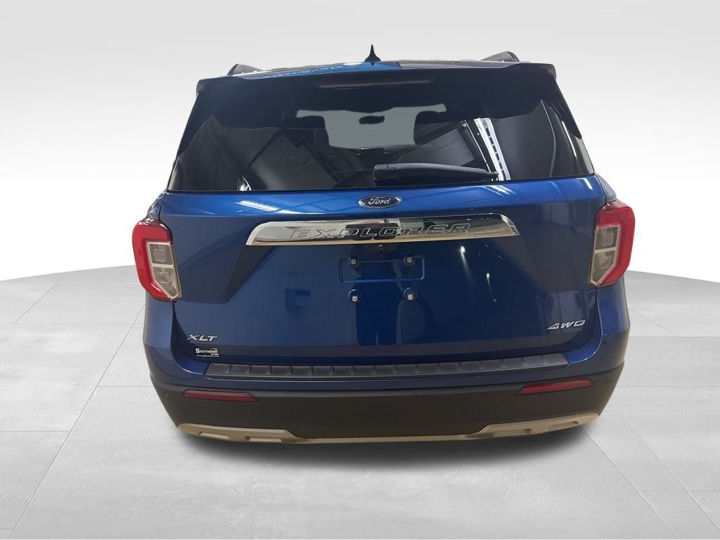 2022 Ford Explorer XLT photo 4