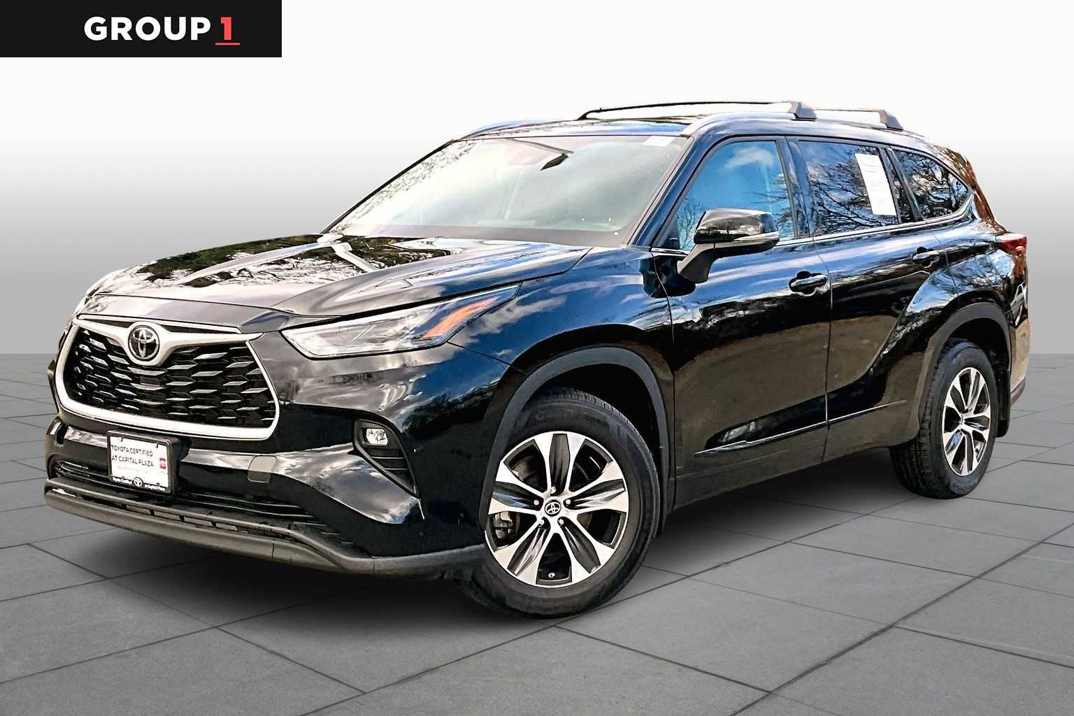 2022 Toyota Highlander XLE's photo