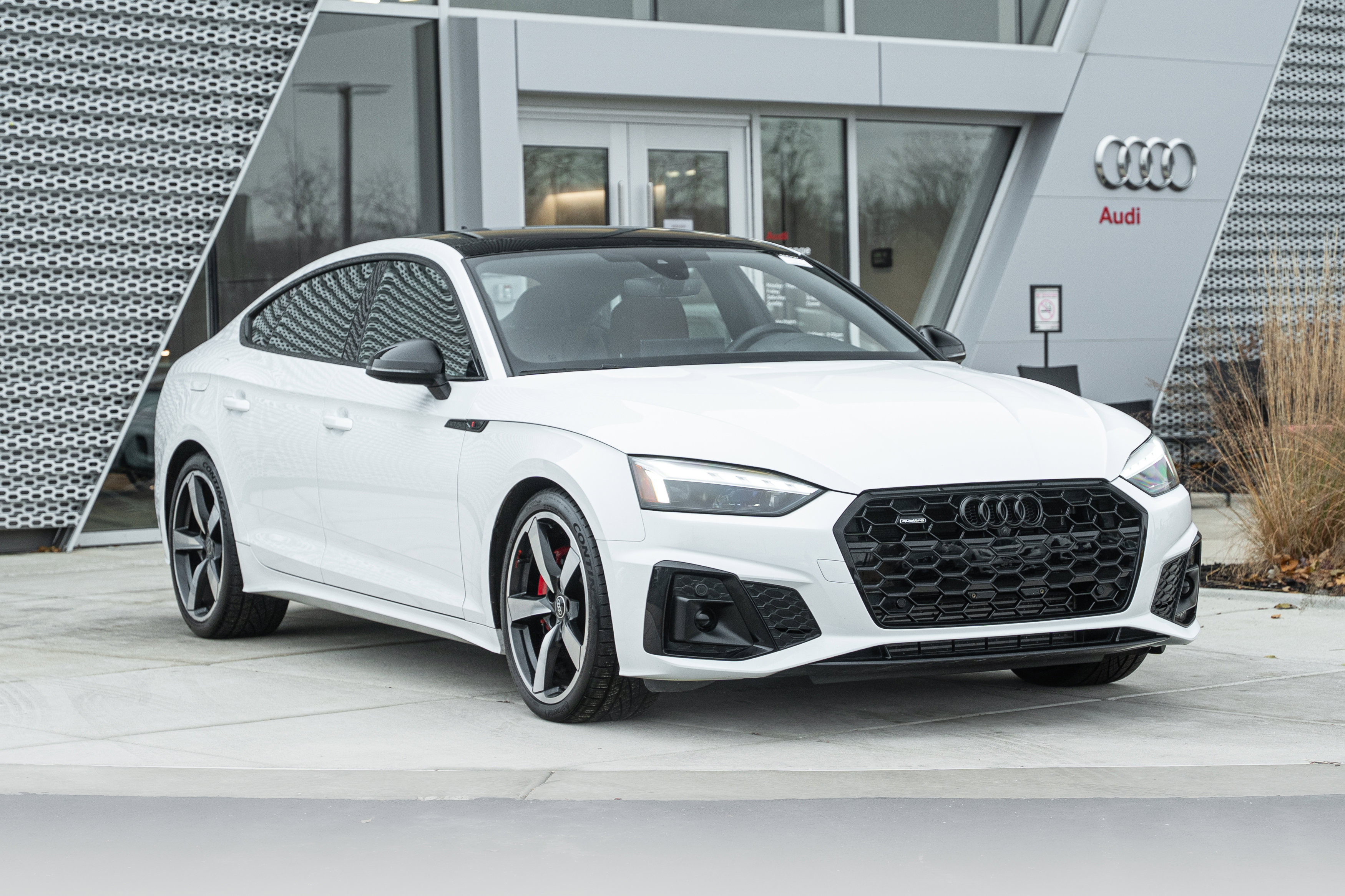2023 Audi A5 S line Quattro Premium Plus photo 2