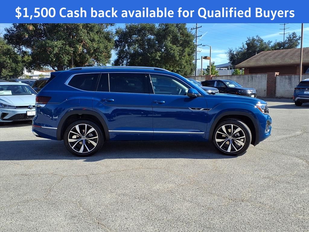 2026 Volkswagen Atlas SEL Premium R-Line photo 3