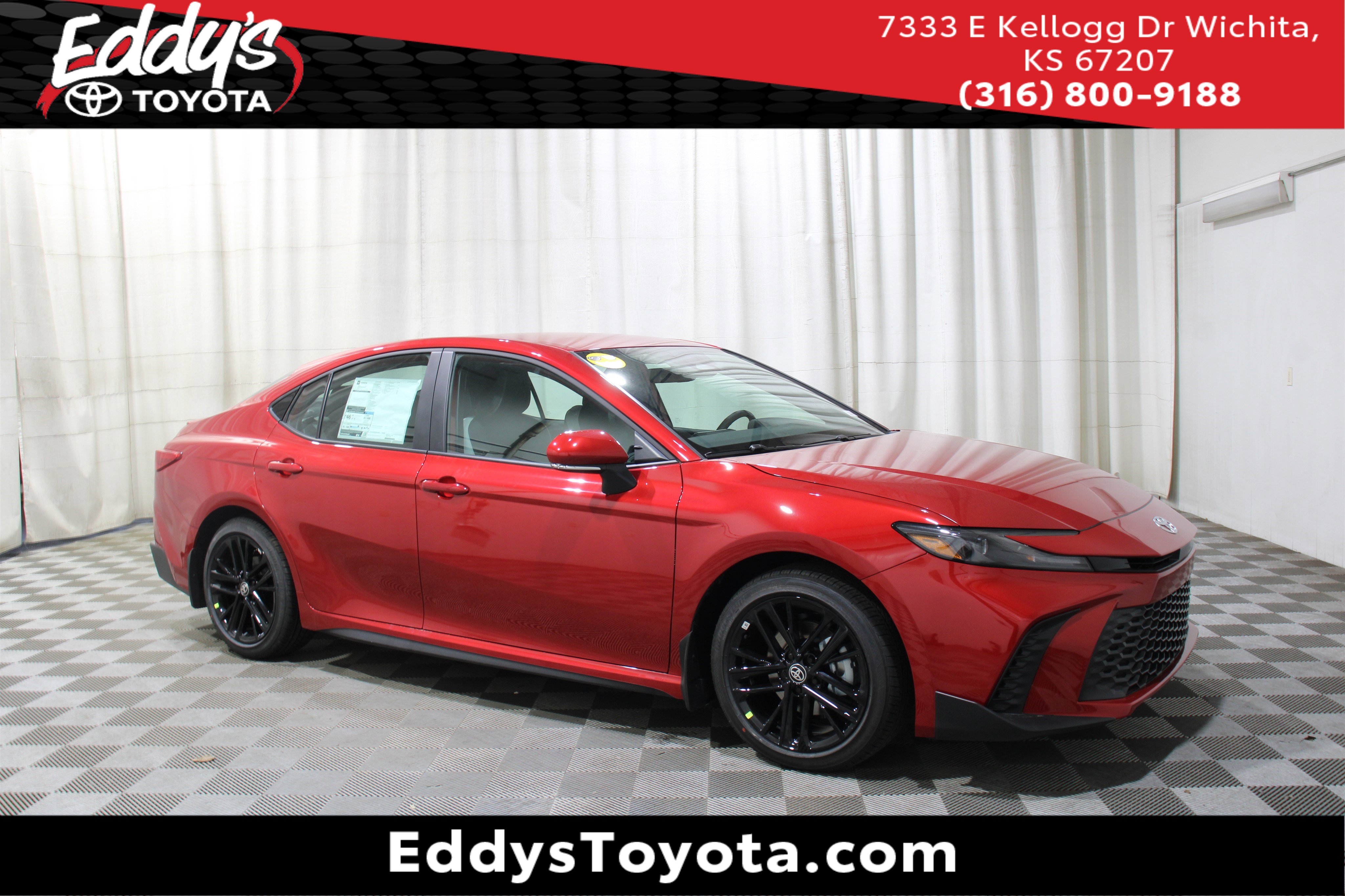 2026 Toyota Camry SE's photo