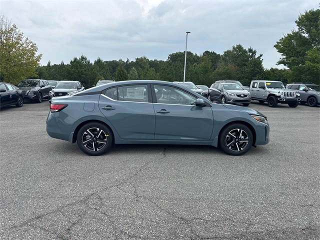 2025 Nissan Sentra SV photo 2