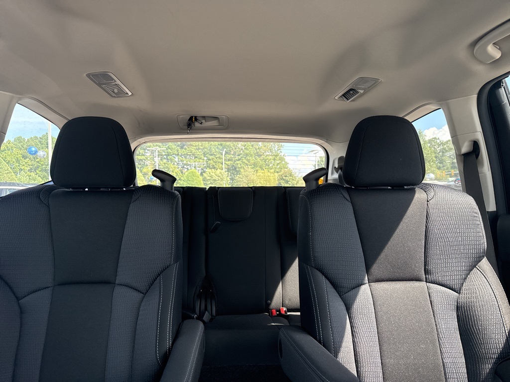 2024 Subaru Ascent Premium photo 11