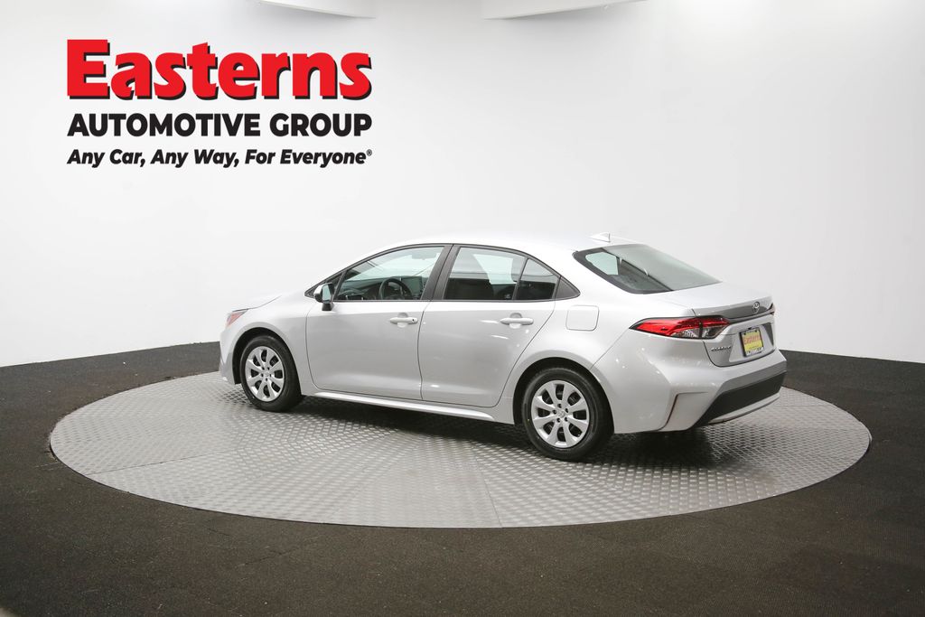 2021 Toyota Corolla LE photo 48