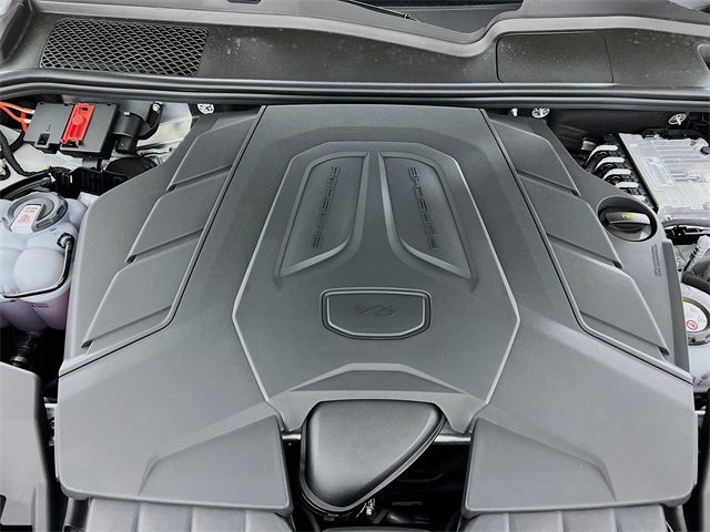 2025 Porsche Cayenne E-Hybrid Coupe photo 27