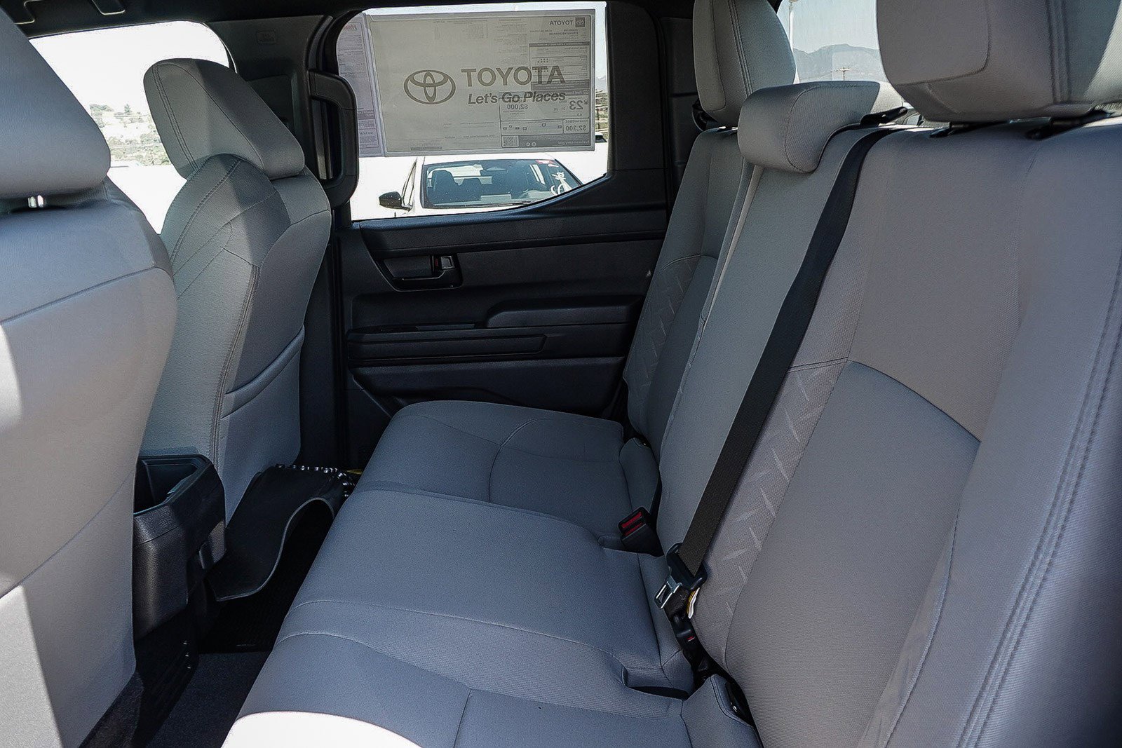 2025 Toyota Tacoma SR5 photo 24