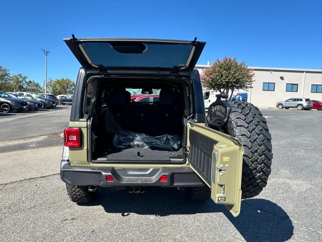 2025 Jeep Wrangler Willys photo 12