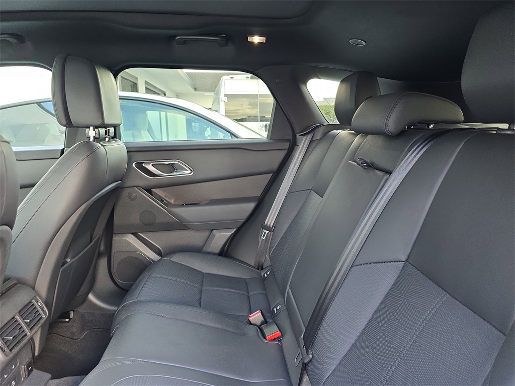 2024 Land Rover Range Rover Velar P400 Dynamic HSE photo 9