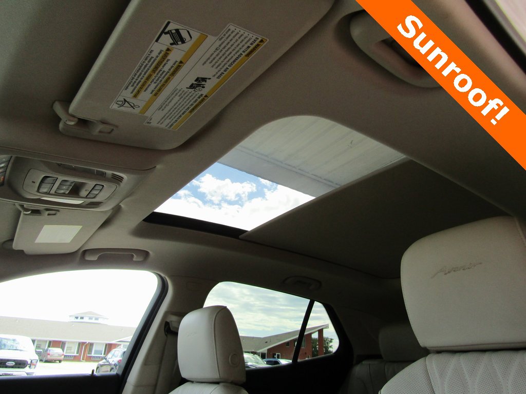 2022 Buick Envision Avenir photo 4