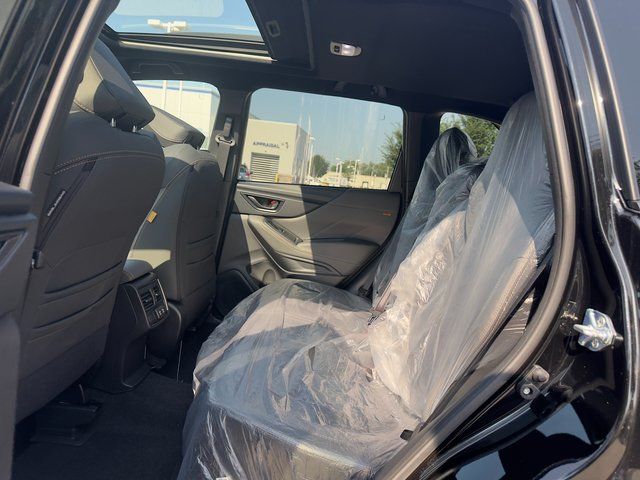 2025 Subaru Forester Wilderness photo 12