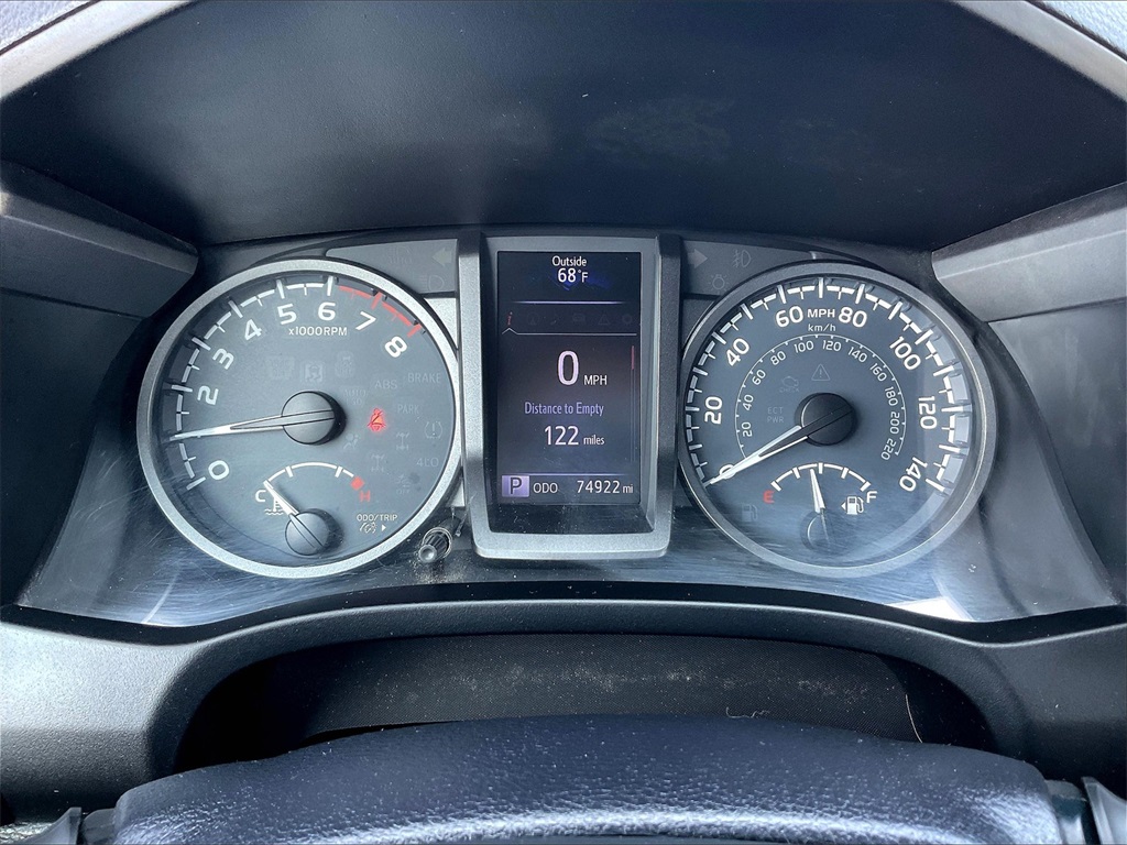 2019 Toyota Tacoma TRD Off-Road photo 21