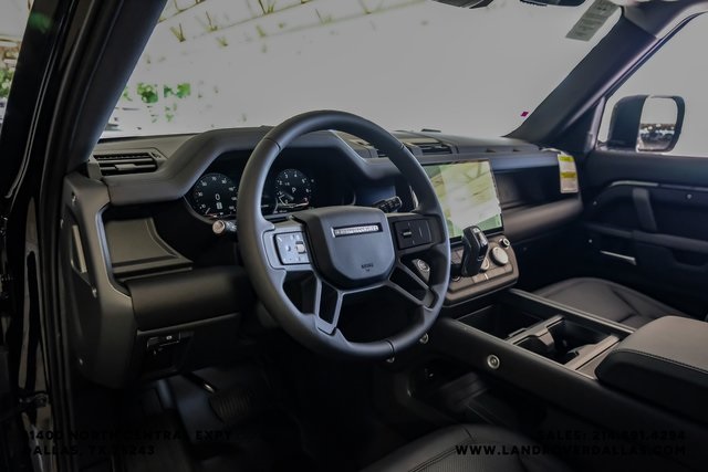 2026 Land Rover Defender 110 S photo 2