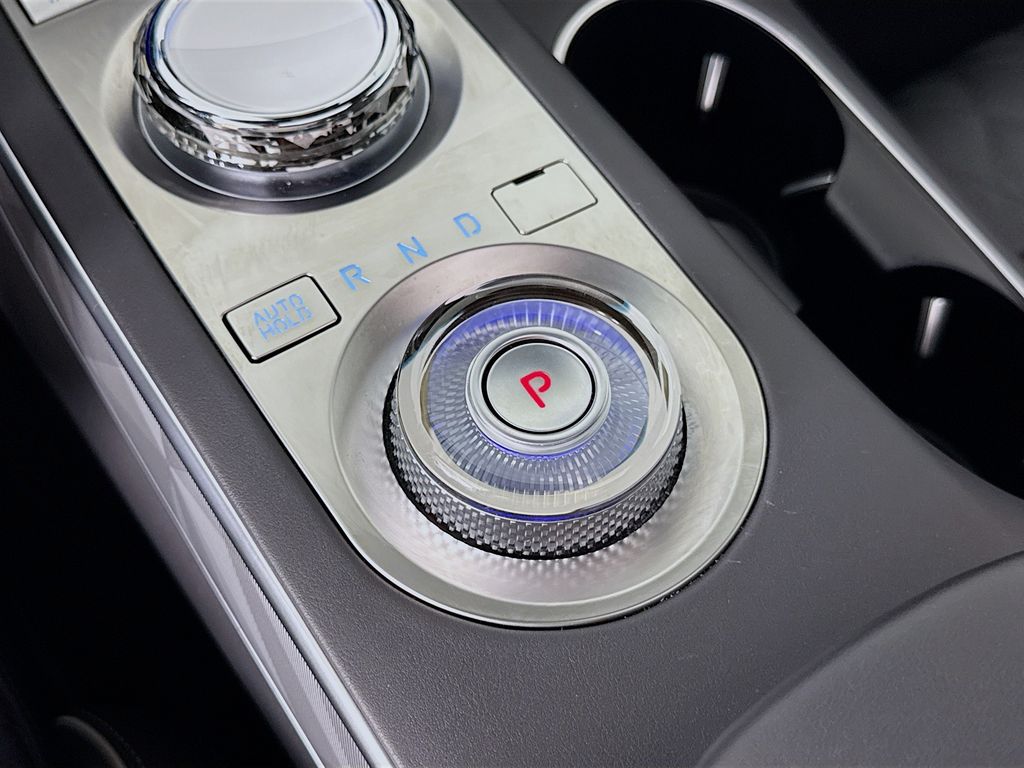 2025 Genesis GV70 3.5T Sport photo 15