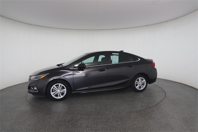 2017 Chevrolet Cruze LT photo 6