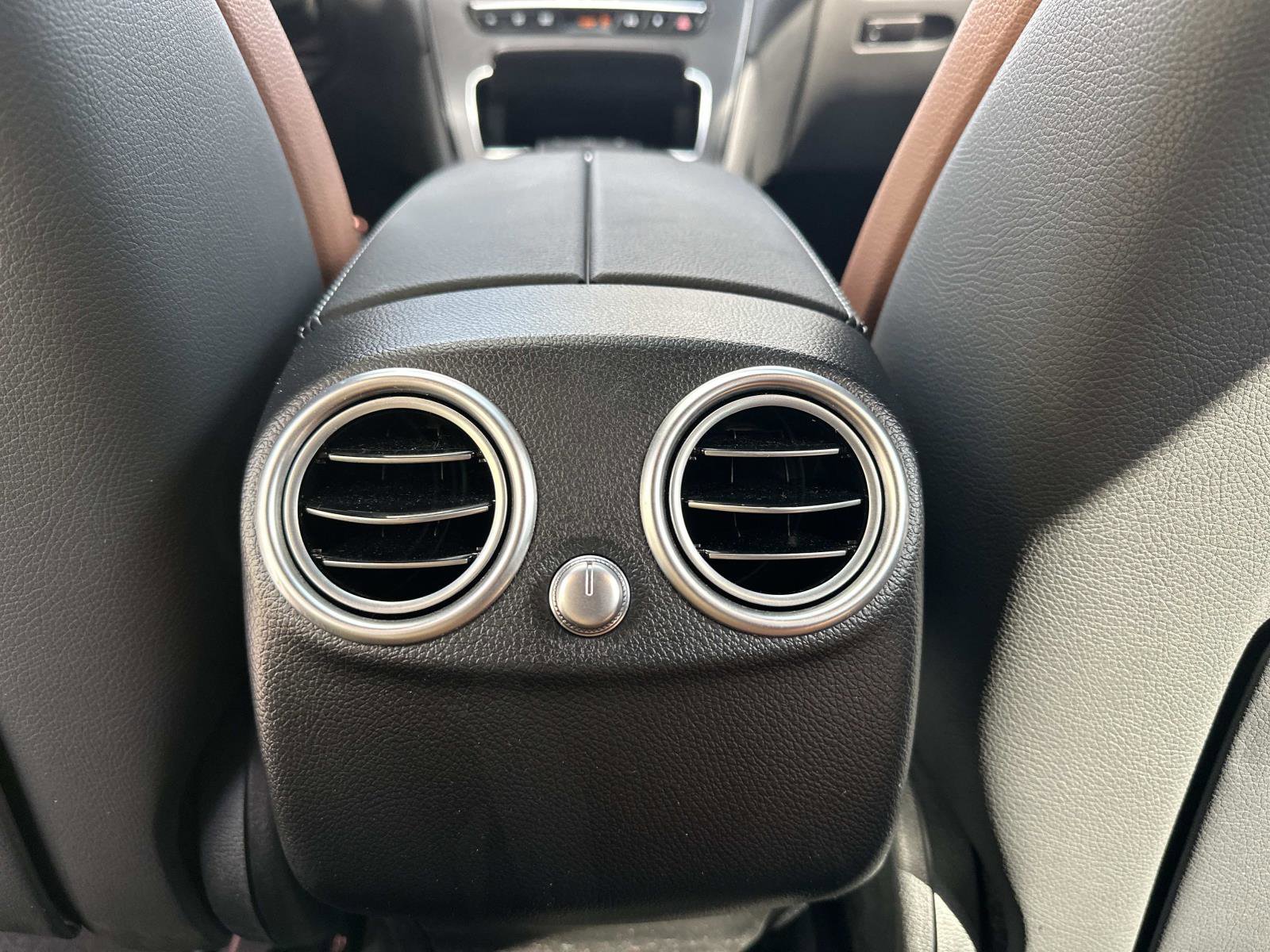 2022 Mercedes Benz GLC 300 4MATIC photo 13