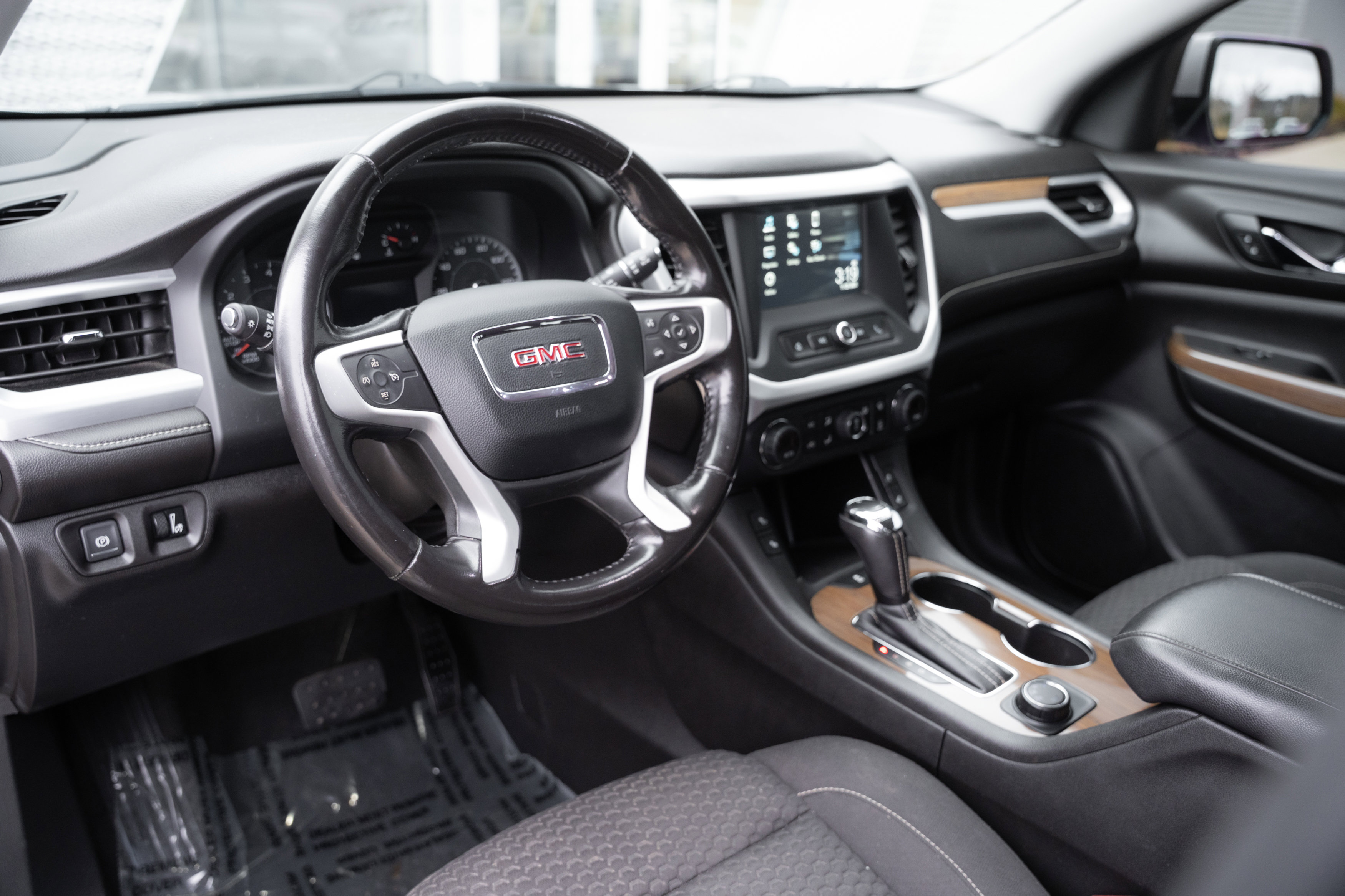 2019 Gmc Acadia SLE photo 4