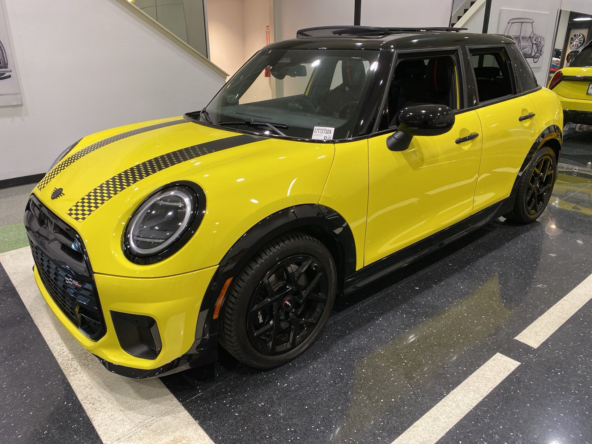 2025 MINI Hardtop 4 Door