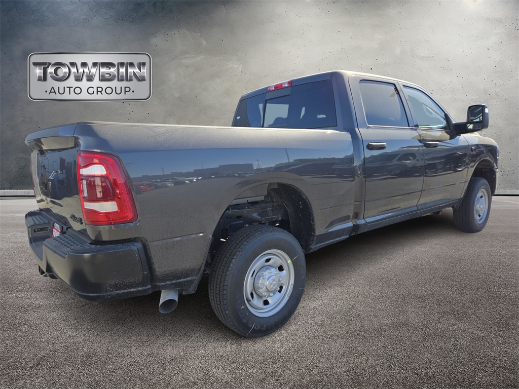 2024 Ram 2500 Tradesman photo 3