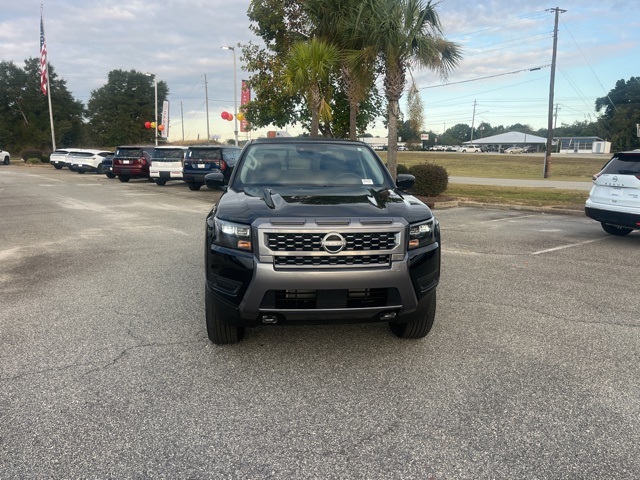 2026 Nissan Frontier Crew Cab SV photo 2