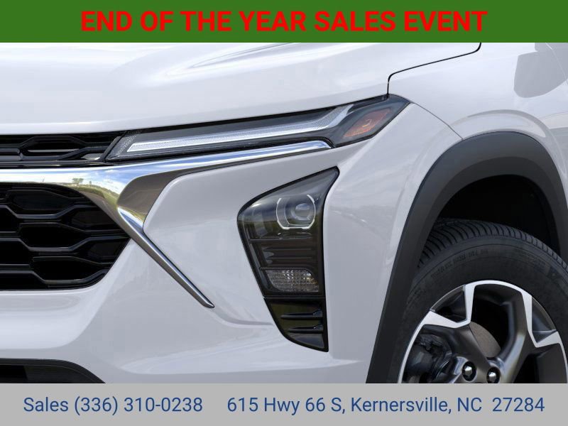 2026 Chevrolet Trax LT photo 2