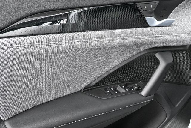 2026 Volkswagen Tiguan S photo 4