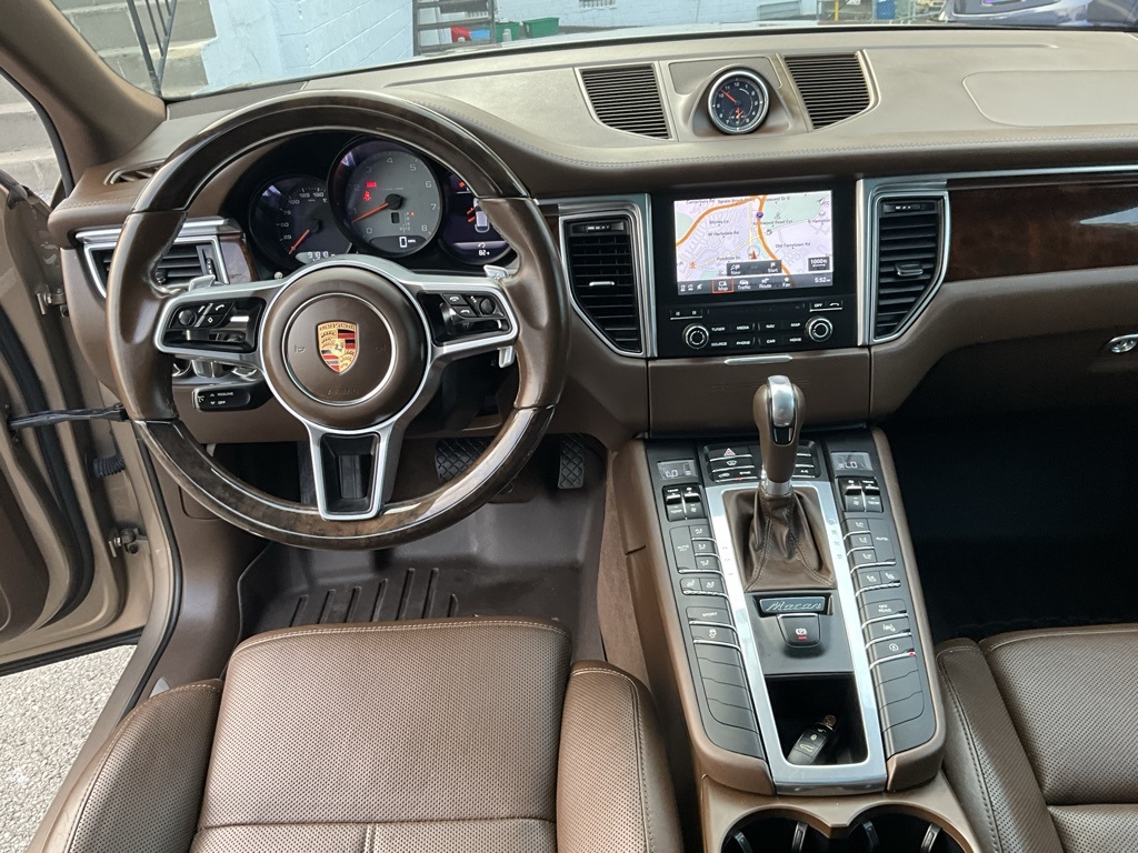 2017 Porsche Macan S photo 23