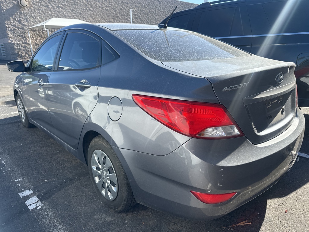 2016 Hyundai Accent SE photo 5