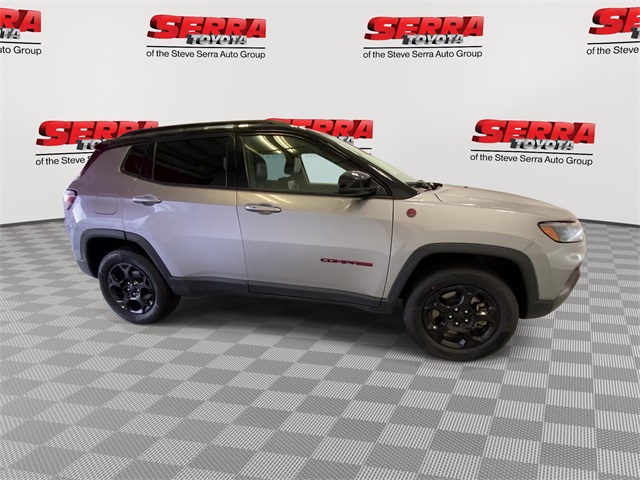 2023 Jeep Compass Trailhawk photo 3