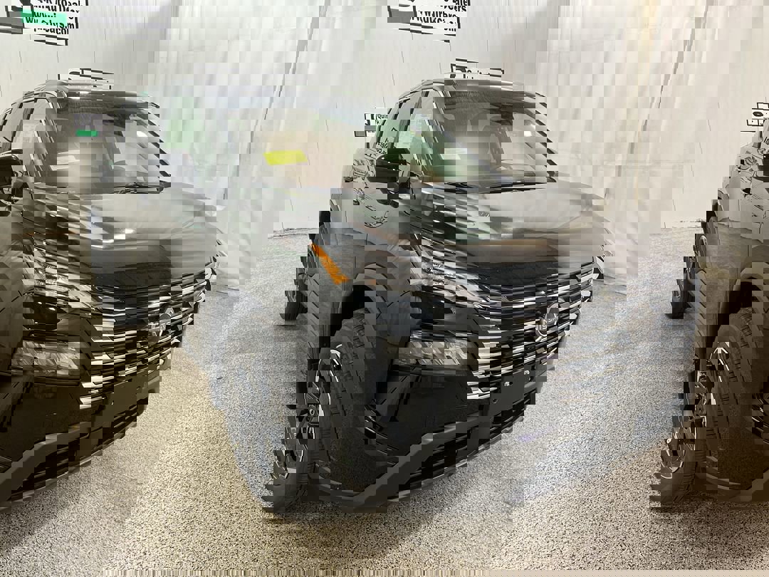 2026 Nissan Rogue SV's photo