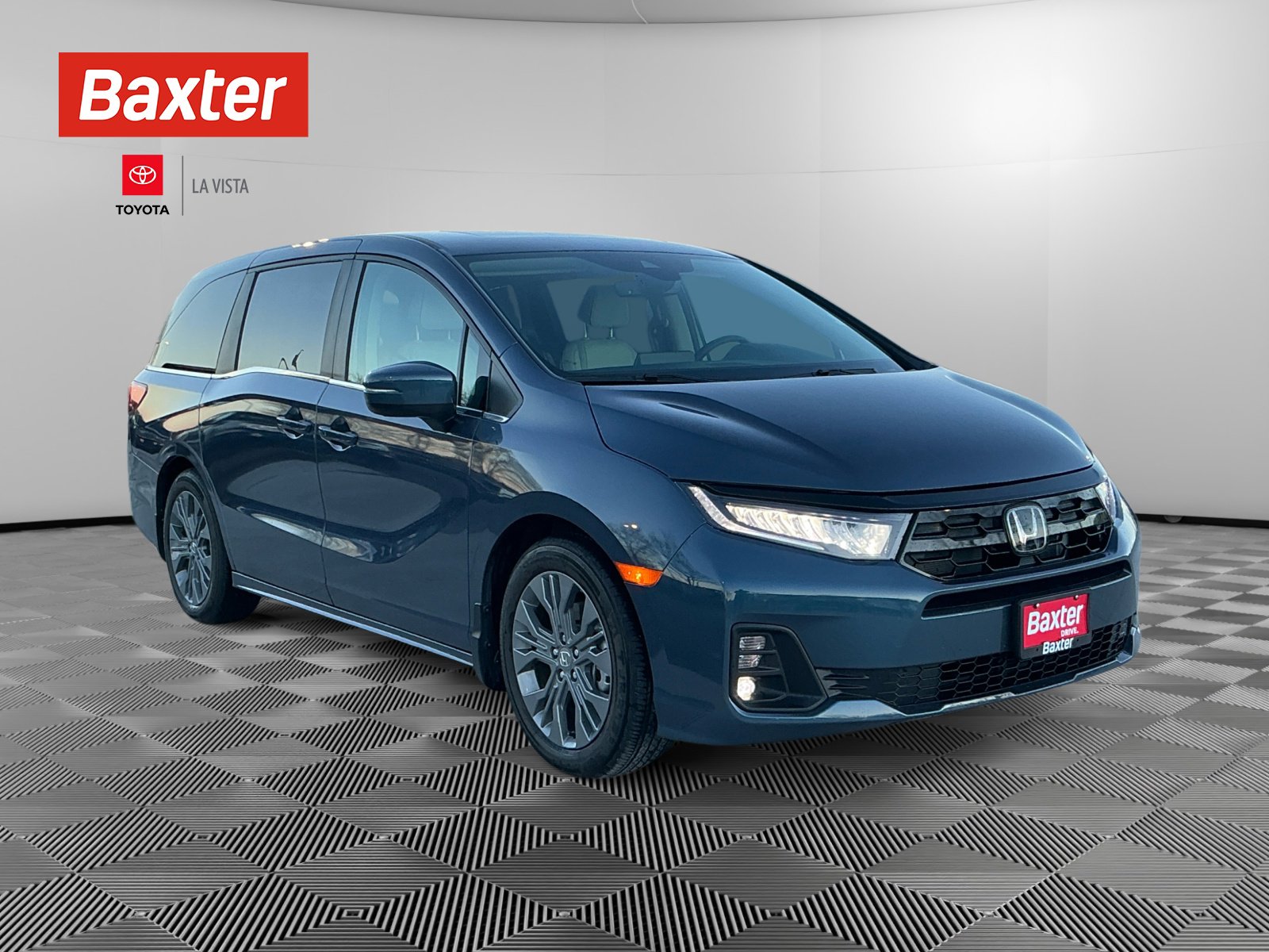 2025 Honda Odyssey Touring's photo