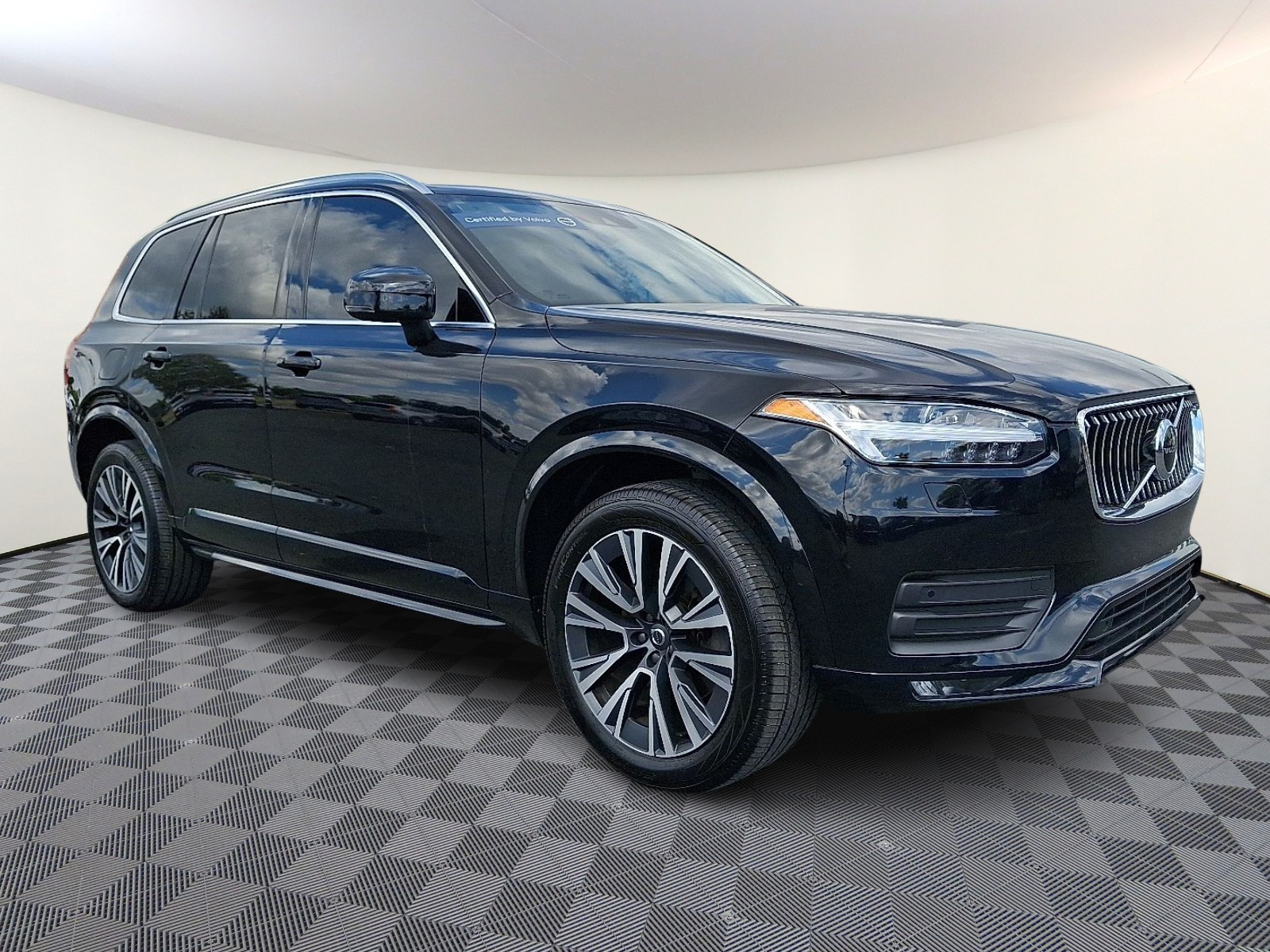 2022 Volvo XC90