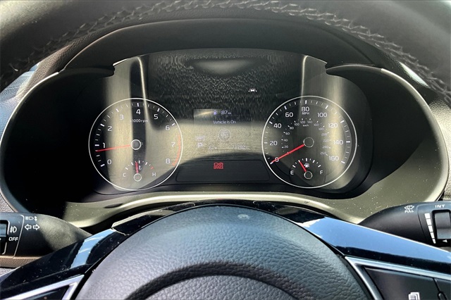 2020 Kia Forte GT-Line photo 12