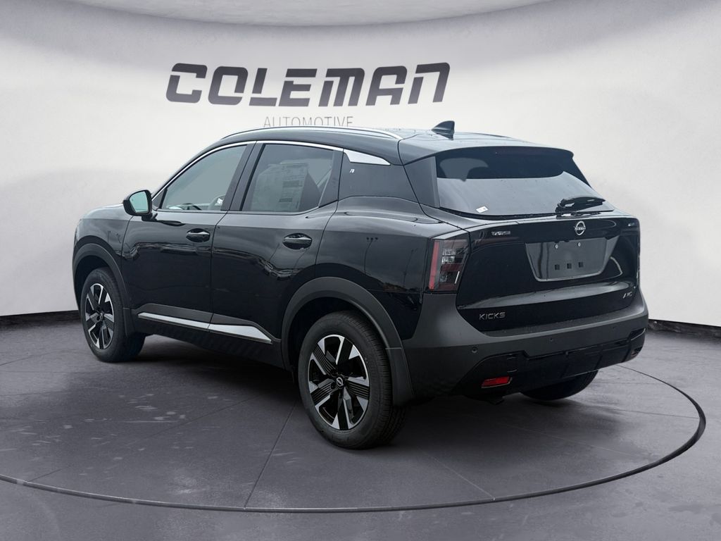 2025 Nissan Kicks SV photo 2