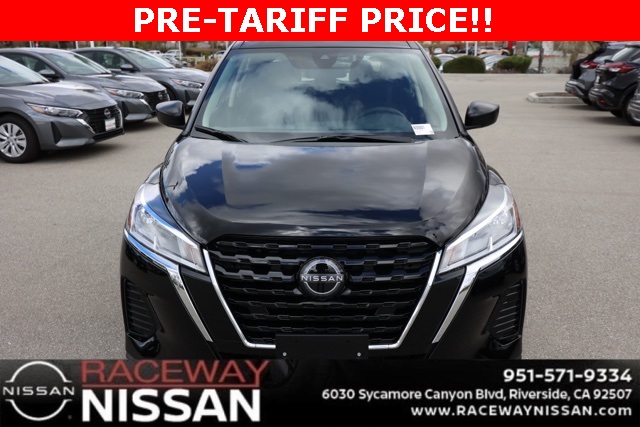 2025 Nissan Kicks Play S photo 8