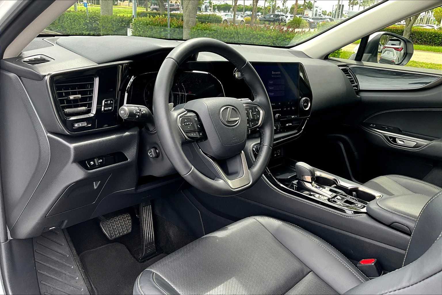 2025 Lexus NX Premium photo 16