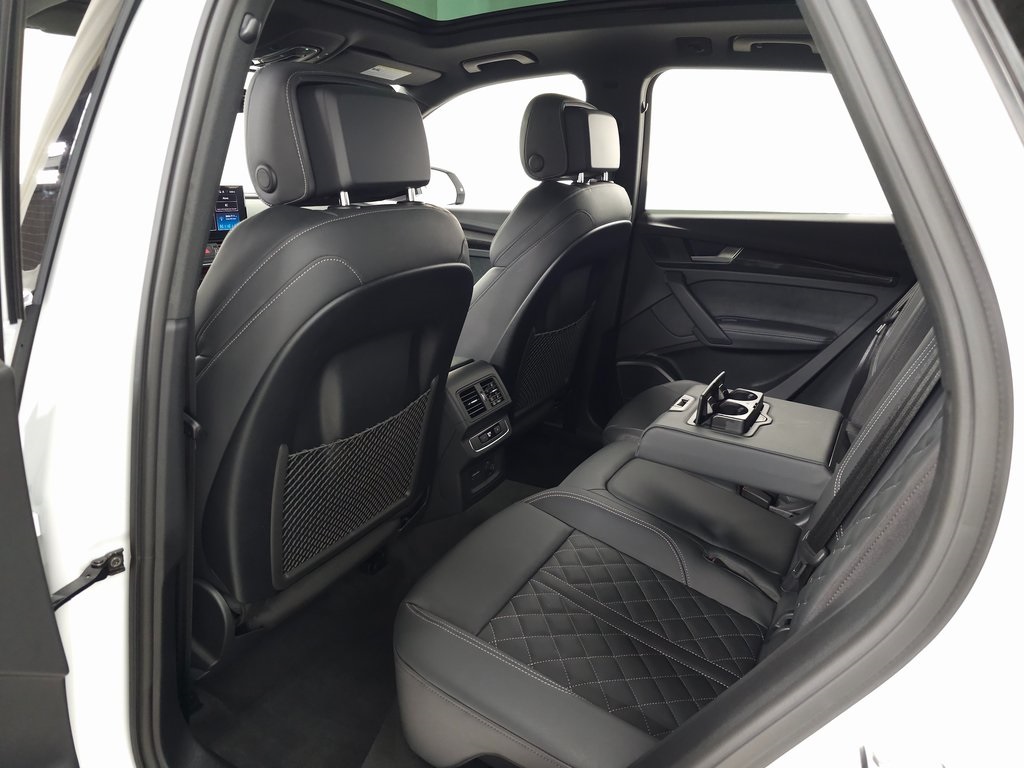 2025 AUDI SQ5 - Image 34