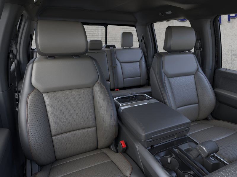 2025 Ford F-150 Lariat photo 2