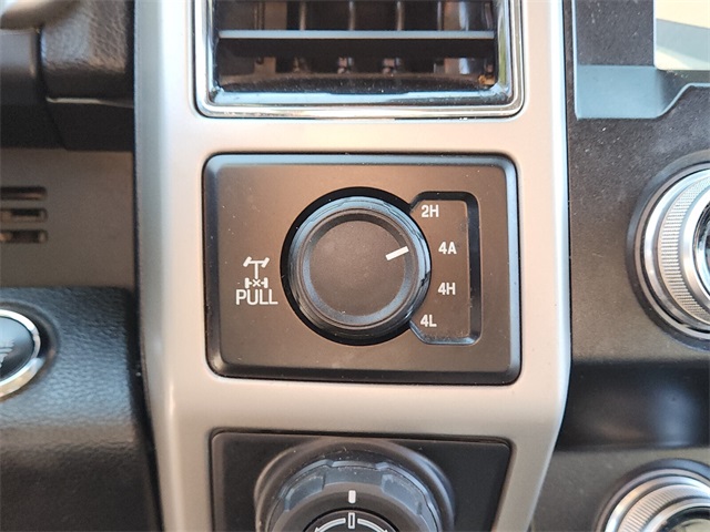 2019 Ford F-150 Lariat photo 25