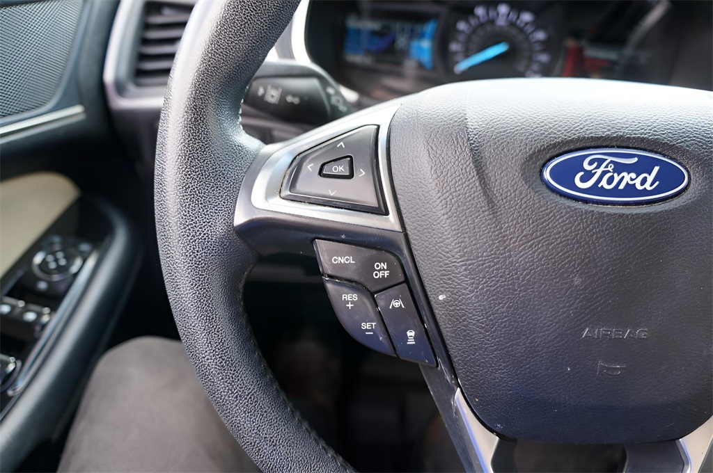 2019 Ford Edge SEL photo 14