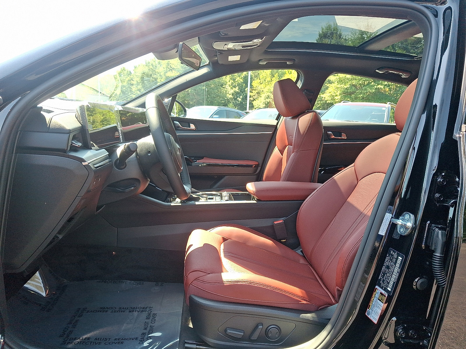 2026 Kia K5 GT-Line photo 6