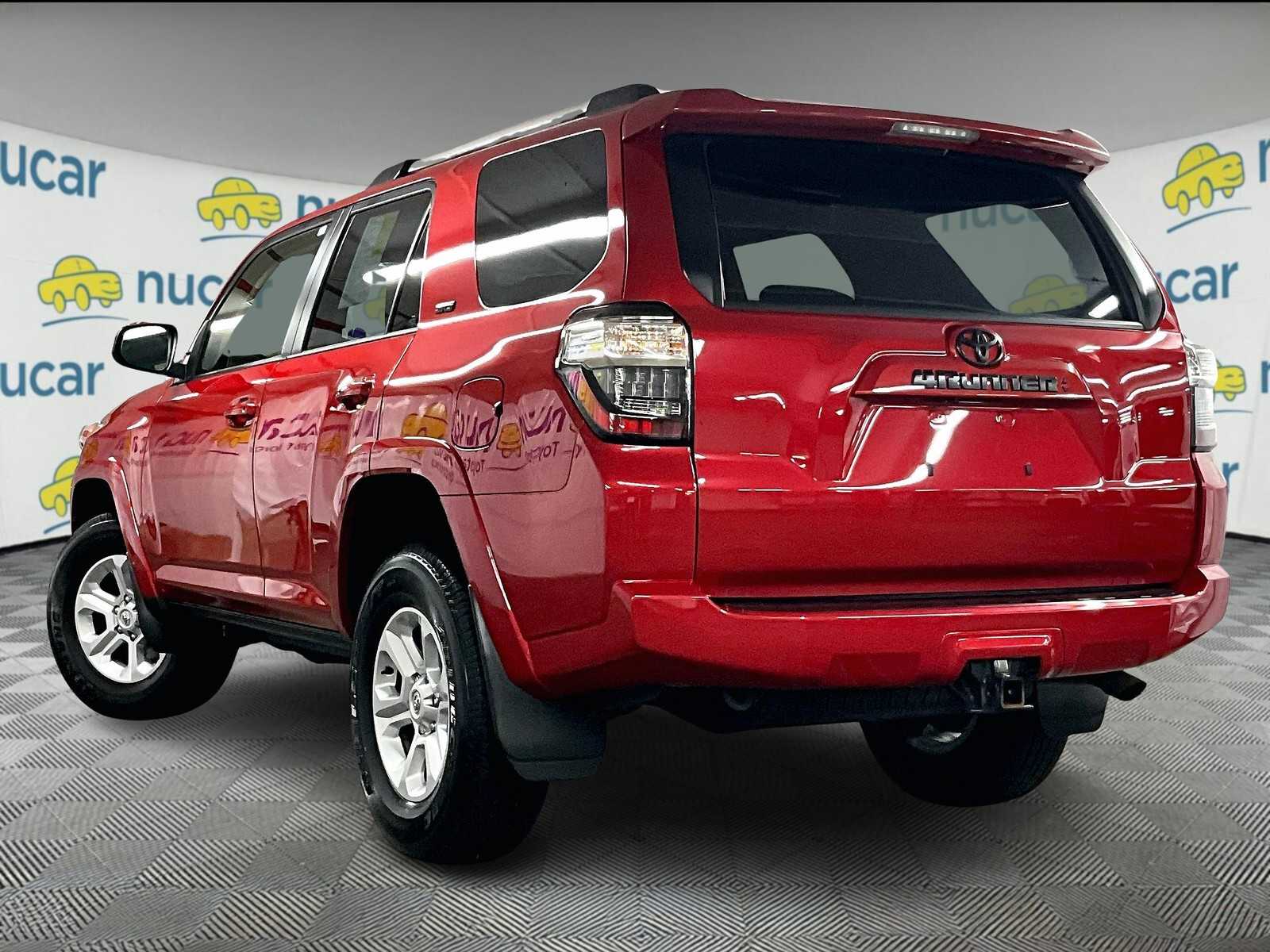 2024 Toyota 4Runner SR5 Premium photo 3