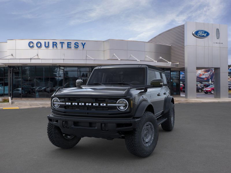 2024 Ford Bronco Outer Banks photo 2