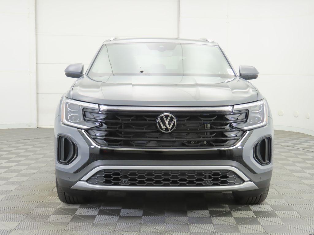 2026 Volkswagen Atlas Cross Sport SE Technology photo 2