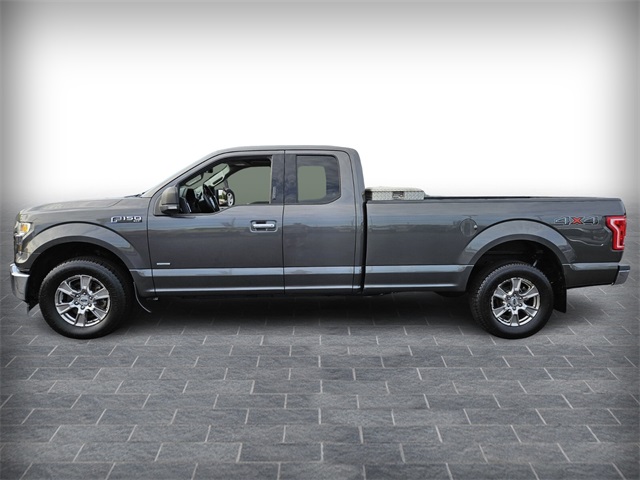2017 Ford F-150 XLT photo 4