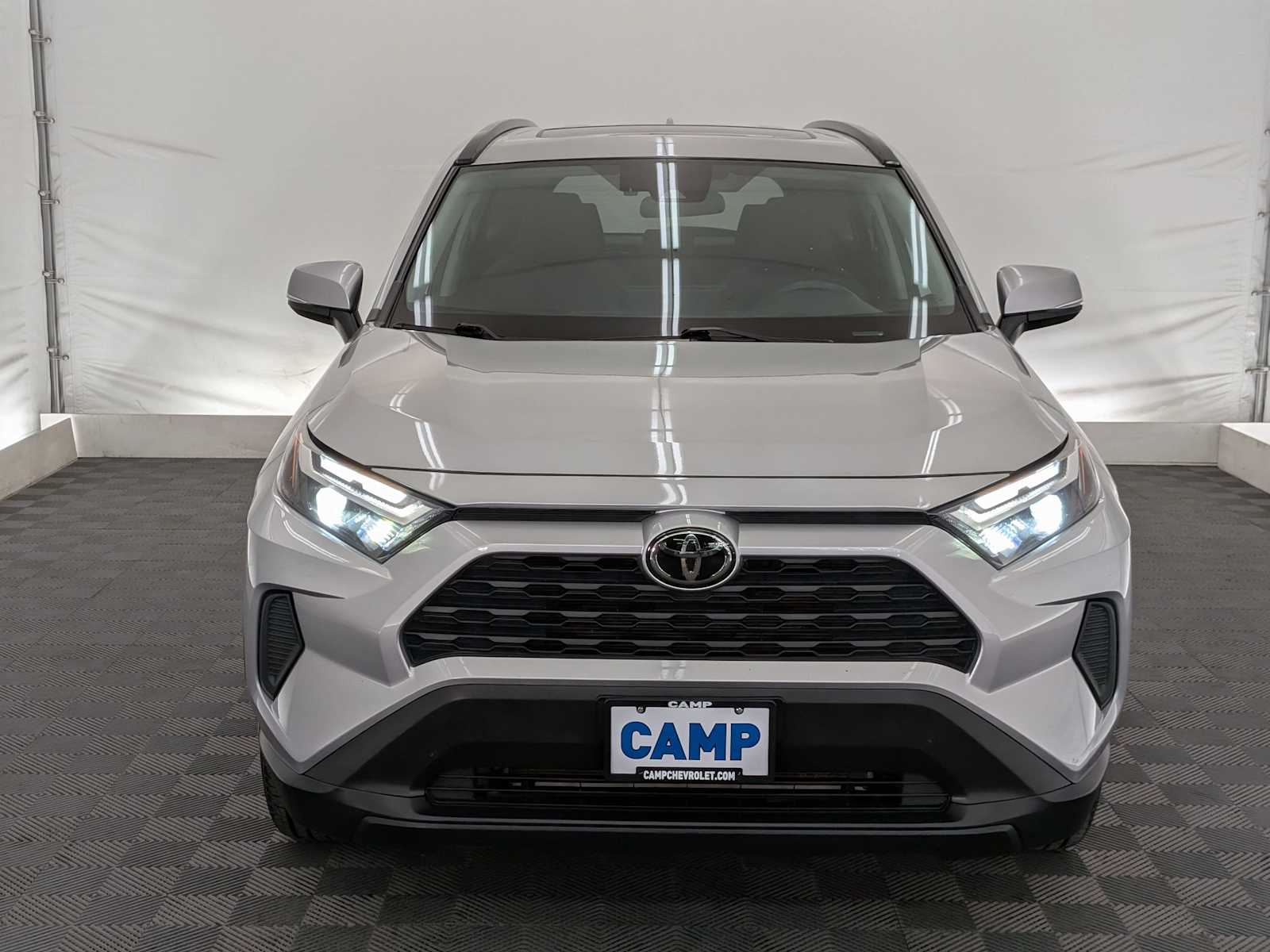 2023 Toyota RAV4 XLE photo 8
