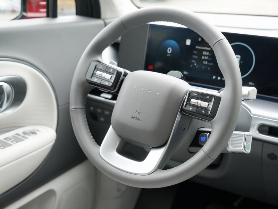2026 Hyundai Ioniq SEL photo 10