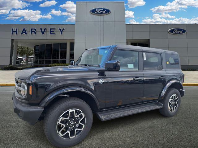 2025 Ford Bronco 4-Door Outer Banks's photo