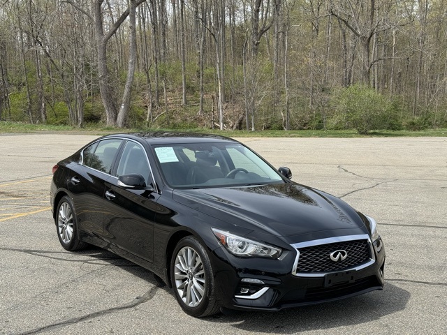 2022 Infiniti Q50 LUXE AWD photo 3